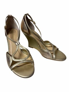 Lilly Pulitzer Metallic Gold T-Strap Wedge Sandals sz 9.5